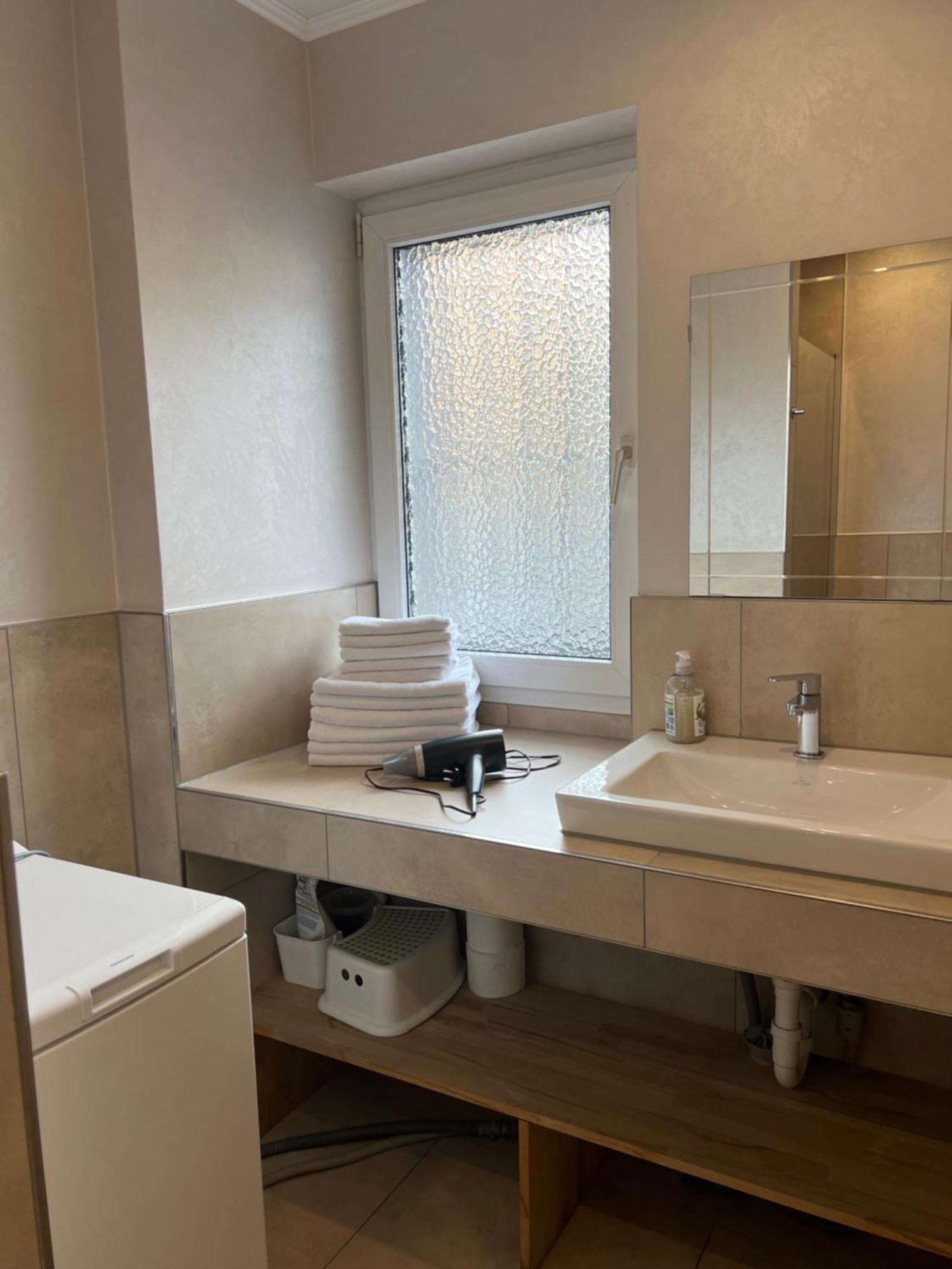 City Home- Business Apartment, Private Parking Free Нюрнберг Экстерьер фото