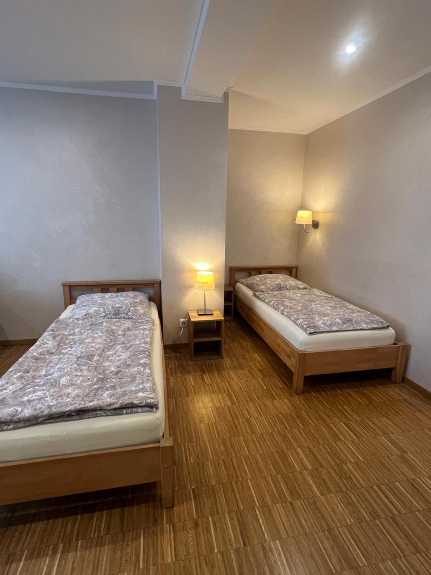 City Home- Business Apartment, Private Parking Free Нюрнберг Экстерьер фото